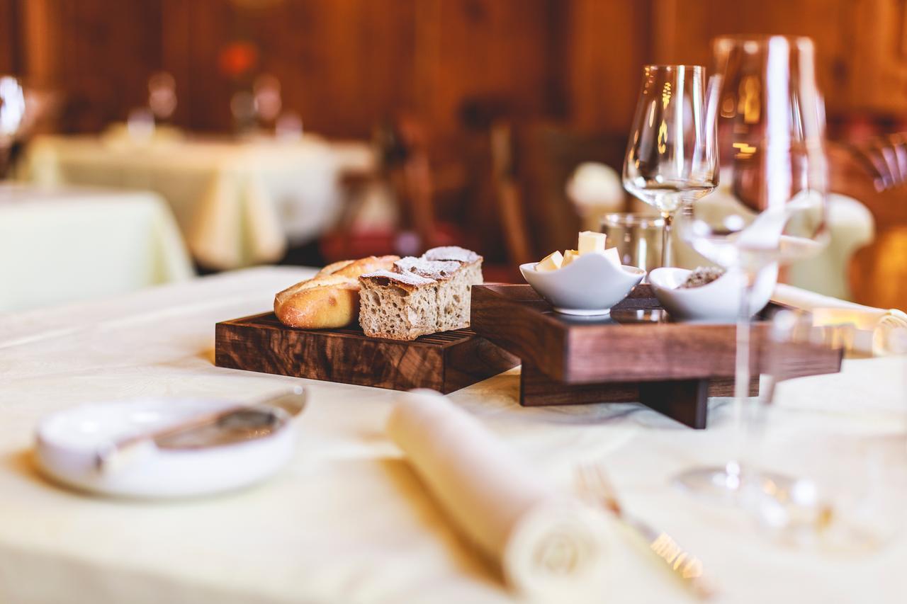 Hotel Loewen Eggenstein-Leopoldshafen Eksteriør bilde